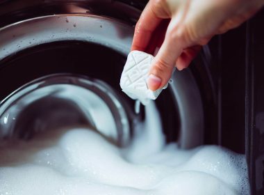 Jak wyczyścić pralkę tabletką do zmywarki